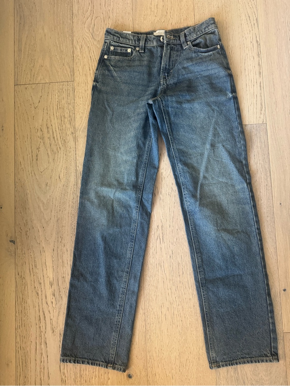PacSun Women's Straight Leg Jeans in Washed Blue Denim